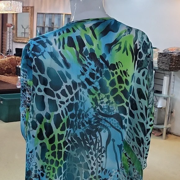 Sheer Embellished Top - Picture 4 of 7